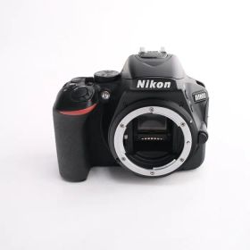 【中古】(ニコン) Nikon D5600 ボディ