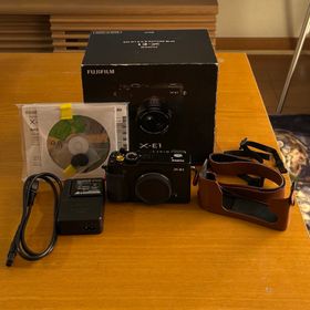 フジフイルム(富士フイルム)の【美品】富士フイルム X-E1(ミラーレス一眼)