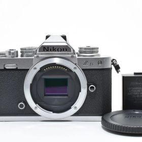 ★超極上★ ニコン Nikon Z fc ボディ シルバー 《ショット数6657回・バッテリー付！》★完動品★ #06P28A601014