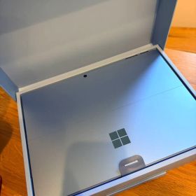Microsoft Surface Pro (第11世代) 16G 512G