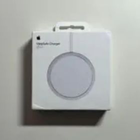 【新品】純正 25W充電対応 MagSafe 充電器（2m）②