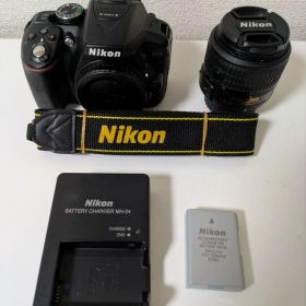 Nikon D5300 ＋ レンズ (18-55)