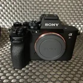 新品同様‼️SONY α7R Ⅴミラーレス一眼カメラ