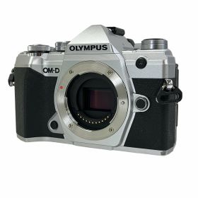 【中古】 【中古】OLYMPUS OM-D E-M5 MarkIII ボディ オリンパス ミラーレス一眼カメラ T10839769