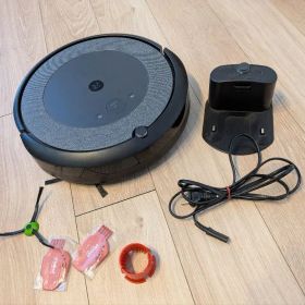 【動作確認済】iRobot ルンバ i3 ロボット掃除機 付属品・予備パーツ付き