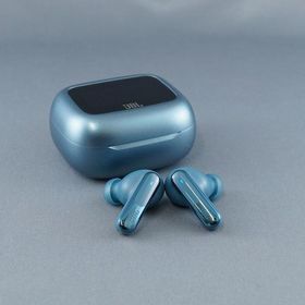 JBL Live Beam 3 完全ワイヤレスイヤホン USED美品 ノイズキャンセリング ハイレゾ タッチスクリーン IP55 マイク ブルー 完動品 V2216