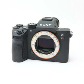 【中古】 《良品》 SONY α7RIII ボディ ILCE-7RM3 [ デジタルカメラ ]