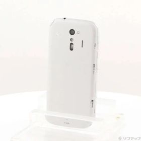 ソフマップ 〔中古品〕 らくらくスマートフォン 32GB ホワイト F-42A docomoロック解除SIMフリー【344】