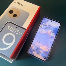美品 箱付き AQUOS sense 9 ドコモ