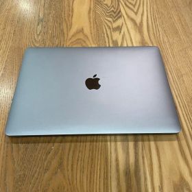 MacBook Pro M1 本体