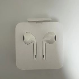 純正Apple EarPods Lightning アップルの有線イヤホン