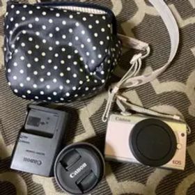 Canon EOS M100 リミテッドピンク マウント、アダプタ付き