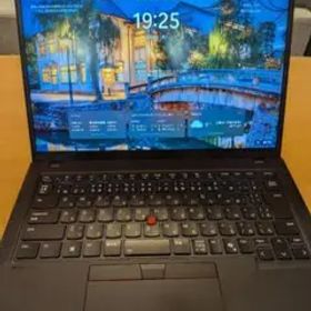 Lenovo ThinkPad P14s Gen5 AMD