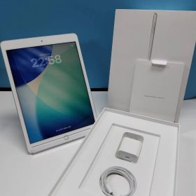 【Wi-Fiモデル】iPad 第8世代/32GB/A2270〈MYLA2J/A〉