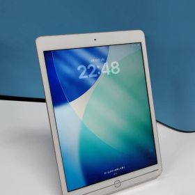 【良品】iPad 第8世代/Wi-Fi/32GB/A2270〈MYLC2J/A〉