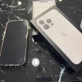 Apple iPhone 13 Pro 512GBシルバー 美品本体箱付き