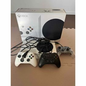 Xbox series S コントローラー3つ付き(家庭用ゲーム機本体)