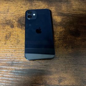 Apple iPhone 12 ブラック 本体