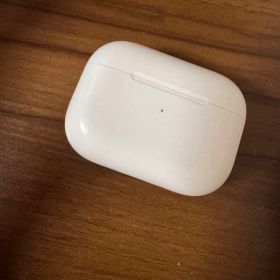 中古【正規品】AirPods pro 第二世代 lightning