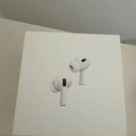 【完品】AirPods Pro 第2世代 (USB-C) 付属品未使用