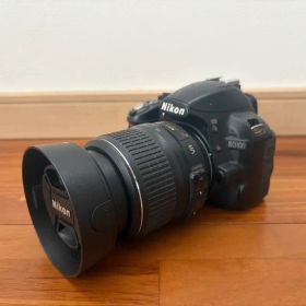 Nikon D3100 デジタル一眼レフ 18-55mm VR レンズキット