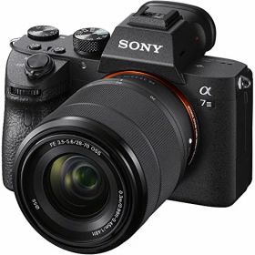 【中古】【非常に良い】SONY(ソニー) フルサイズ ミラーレス一眼カメラ α7III ズームレンズキット(同梱レンズ:SEL2870) ブラック ILCE-7M3K