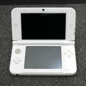 【全品ポイント10倍！要エントリー】ニンテンドー Nintendo 3DS LL SPR-S-WAAA ホワイト 【中古】