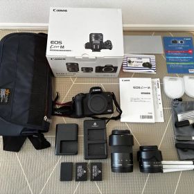 CanonEOS Kiss M ミラーレス一眼 ダブルズームレンズキット