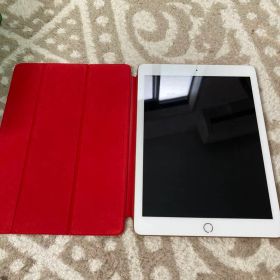 Apple iPad (第６世代) Wi-Fi 32GB
