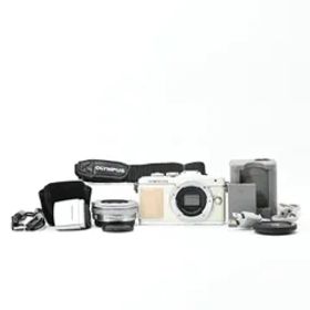 ＜美品＞ OLYMPUS PEN Lite E-PL7 14-42mm EZ レンズキット シルバー｜チルト液晶×Wi-Fi搭載｜軽量ミラーレス一眼｜自撮り・日常撮影に最適