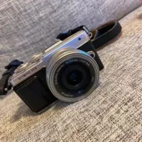 OLYMPUS PEN Lite E-PL7 ミラーレス一眼