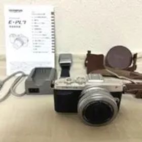 OLYMPUS PEN E-PL7 シルバー