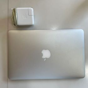 Apple MacBook Air 2015年 11インチ ストレージ128GB