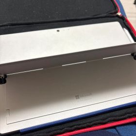 Surface Pro4 本体、ペン、キーボード付