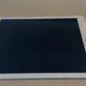 iPad(第5世代)32GBゴールド