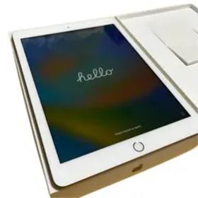 iPad 第5世代 32GBゴールド Wi-Fi＋Cellular SIMフリー