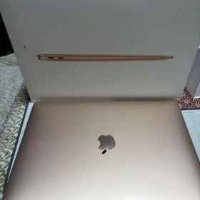 Apple MacBook Air 13インチ ゴールド