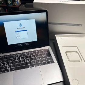 【美品】MacBook Air 2018｜充放電84回｜箱・純正充電器付