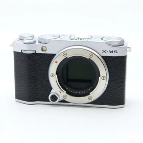 【中古】 《良品》 FUJIFILM X-M5 ボディ シルバー [ デジタルカメラ ]