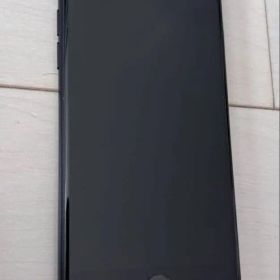 iPhone SE第2世代 本体 64G