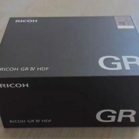 RICOH GR IV HDF コンパクトデジタルカメラ