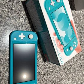 美品 Nintendo Switch Lite ターコイズ 本体