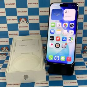 【中古】iPhone15 Pro 512GB ホワイトチタニウム MTUJ3J/A AU版SIMフリー