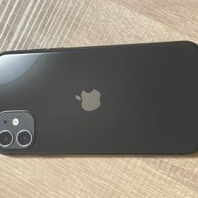 Apple iPhone 11 ブラック