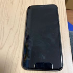Apple iPhone 11 ブラック