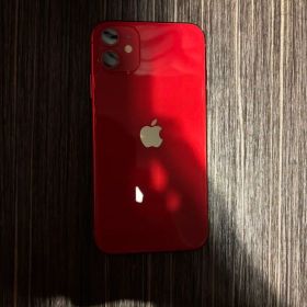 Apple iPhone 11 (赤) 本体