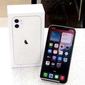 Apple(アップル) iPhone11 64GB ホワイト MWLU2J/A au(〇判定/SIMロックあり)
