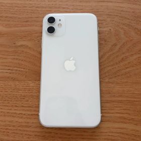 Apple iPhone11 本体 SIMフリー ෆ̈ ホワイト 128GB