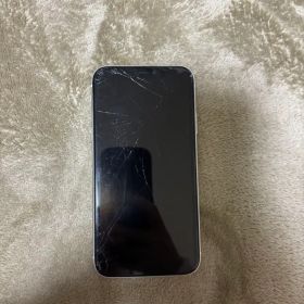 こ*く様 Apple iPhone 11 ホワイト 本体