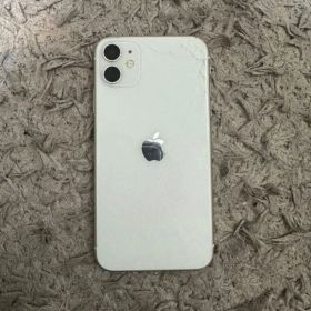 iPhone 11 ホワイト 128 GB SIMフリー